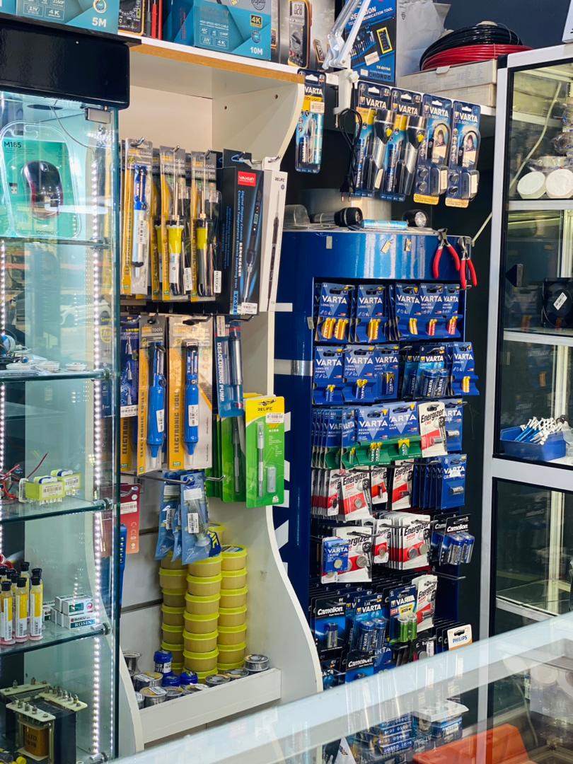 khadraoui electronics Store